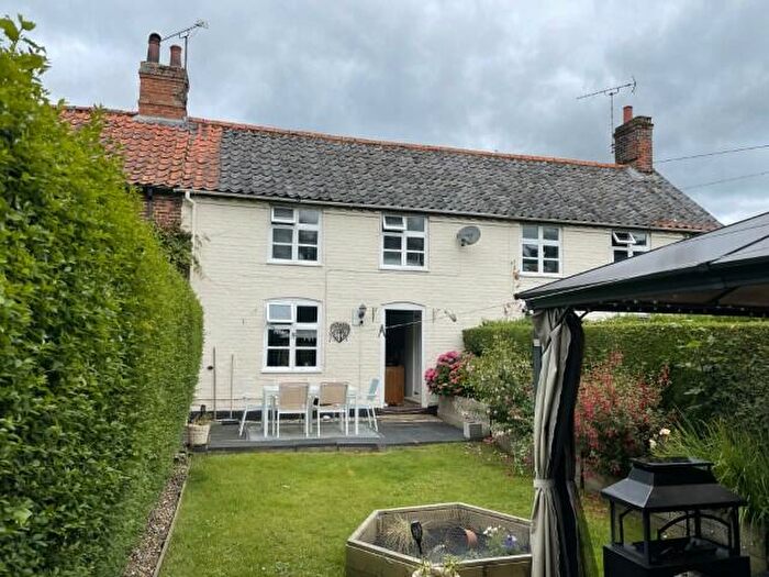 3 Bedroom Cottage For Sale In Manships, School Road, Ludham, Great Yarmouth, Norfolk, NR29