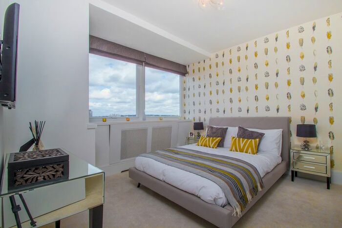 2 Bedroom Flat To Rent In Porchester Place, London, W2