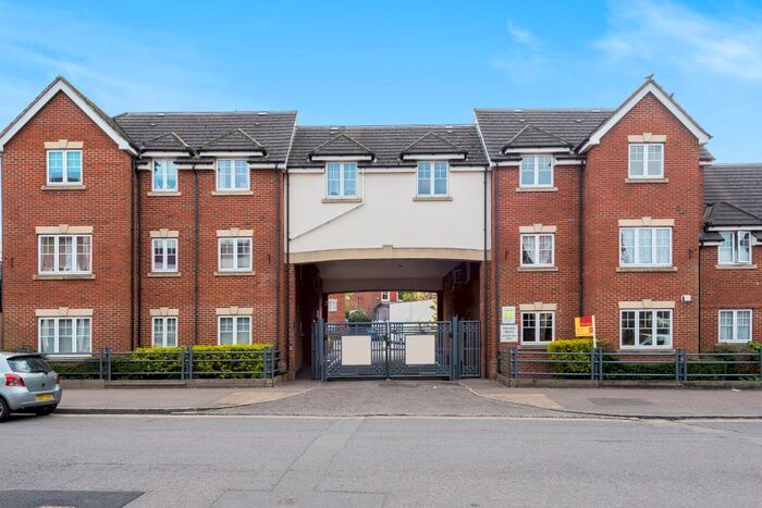 2 Bedroom Apartment To Rent In Buckingham Street, Aylesbury, HP20