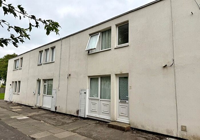 4 Bedroom Terraced House For Sale In Cornwell Close, Rowner, PO13