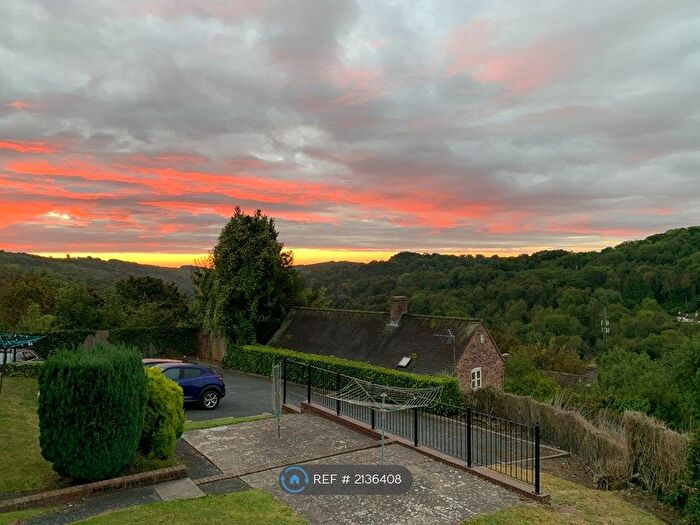 2 Bedroom Maisonette To Rent In Dove Court, Ironbridge, Telford, TF8