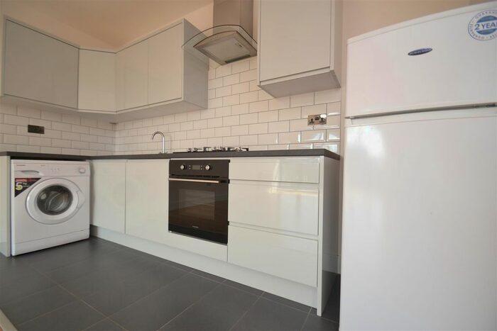 1 Bedroom Flat To Rent In Consort Way, Horley, RH6