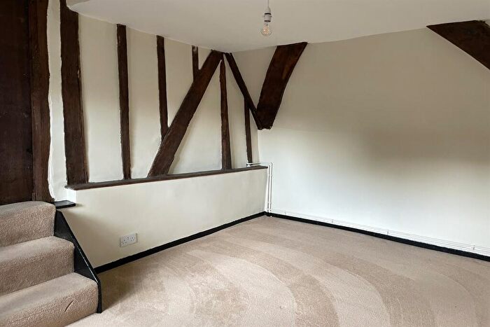 3 Bedroom Flat To Rent In Henley On Thames, Hart Street, RG9