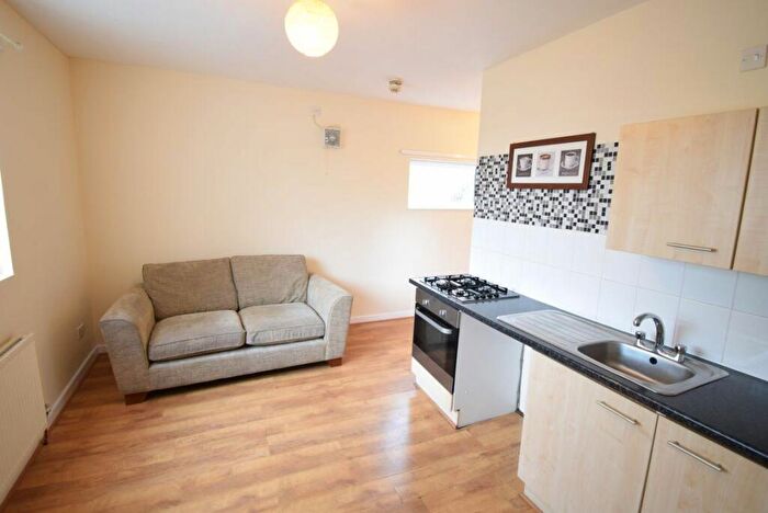 1 Bedroom Apartment To Rent In Blenheim Drive, Derby, Derbyshire, DE22
