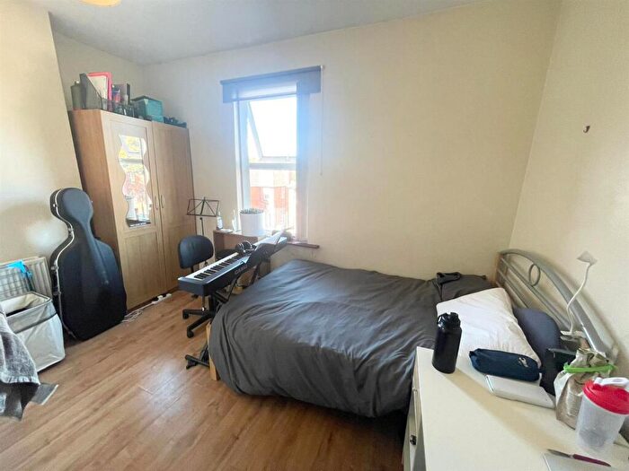 4 Bedroom Terraced House To Rent In **£pppw Excluding Bills** Beeston Road, Dunkirk, - Uon, NG7