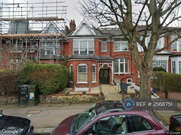 3 Bedroom Flat To Rent In Dukes Avenue, London, N10