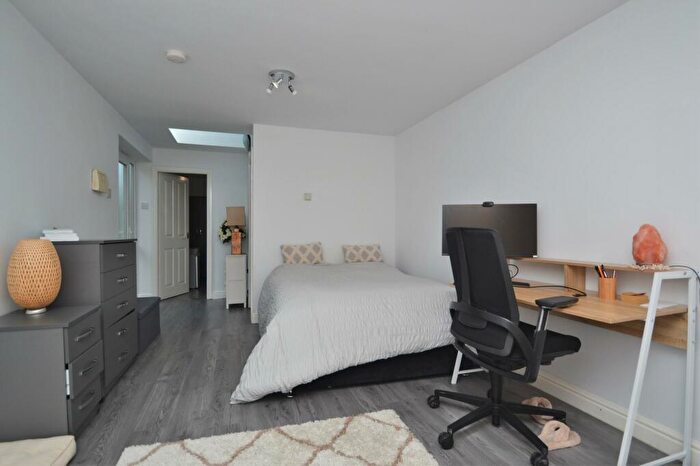 1 Bedroom Flat To Rent In Stainbeck Lane, Chapel Allerton, Leeds, LS7