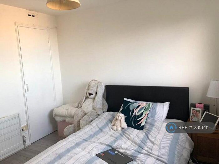 6 Bedroom Semi-Detached House To Rent In Wedgwood Road, Bath, BA2