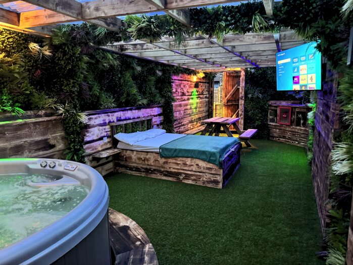 2 Bedroom Lodge For Sale In , Newark, NG22