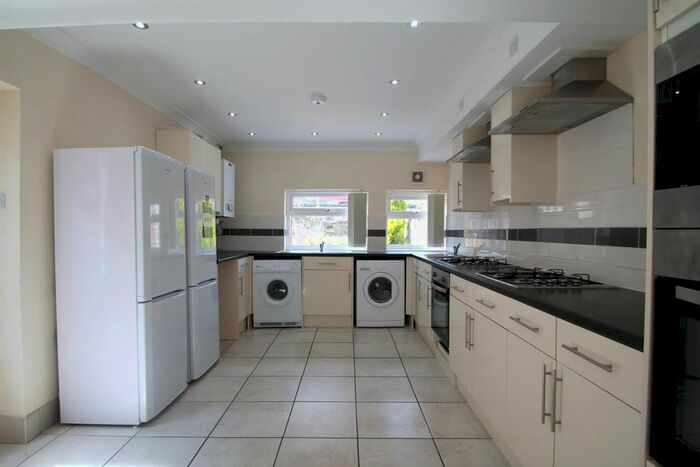 6 Bedroom Property To Rent In Cathays Terrace, Cathays, Cardiff, CF24