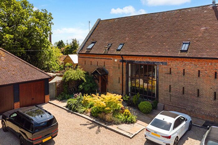 4 Bedroom Barn Conversion For Sale In Worldham Hill, East Worldham, GU34