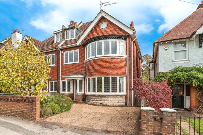 5 Bedroom Semi Detached House For Sale In Shaftesbury Avenue, Southampton, SO17