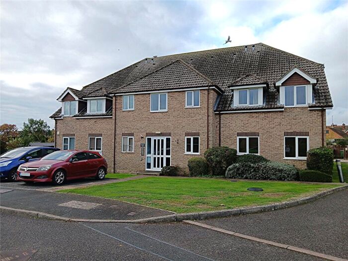 2 Bedroom Apartment To Rent In Honeycrag Close, Polegate, East Sussex, BN26