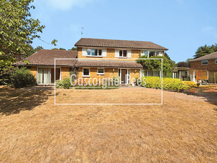5 Bedroom House To Rent In Milner Drive, Cobham, KT11