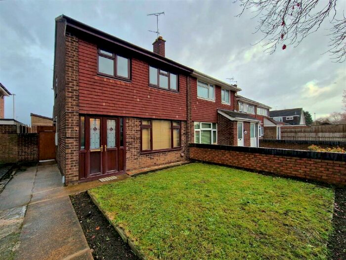3 Bedroom Semi-Detached House To Rent In Melton Road, Rushey Mead, Leicester, LE4