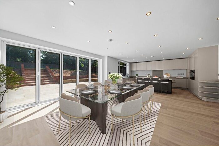 7 Bedroom Detached House For Sale In Addiscombe Road, Croydon, London, CR0