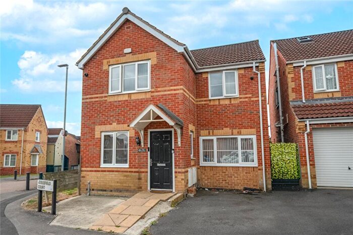 3 Bedroom Detached House For Sale In Woodfield Court, Leeds, West Yorkshire, LS8