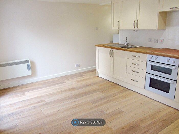 1 Bedroom Flat To Rent In Montpelier, Bristol, BS2