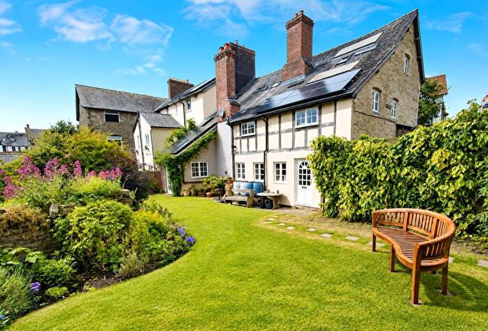 5 Bedroom Town House For Sale In Knighton, LD7