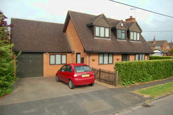 3 Bedroom Detached House To Rent In Manor Road, Tring, HP23