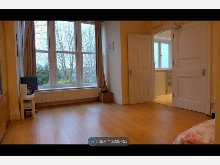 Studio To Rent In Shepherds Hill, London, N6