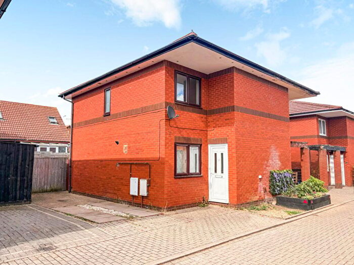 2 Bedroom Semi Detached House For Sale In Tamarisk Court, Walnut Tree, Milton Keynes, MK7