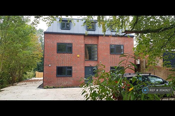 1 Bedroom Flat To Rent In Hiltingbury Road, Chandler's Ford, SO53