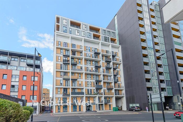 1 Bedroom Apartment For Sale In Sutton Court Road, Sutton, Surrey, SM1
