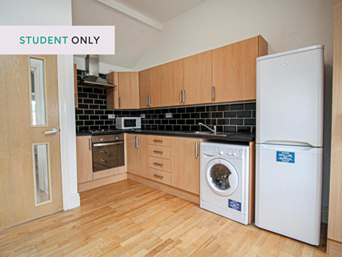 3 Bedroom Apartment To Rent In Room, Apt, Hyde Terrace #, LS2