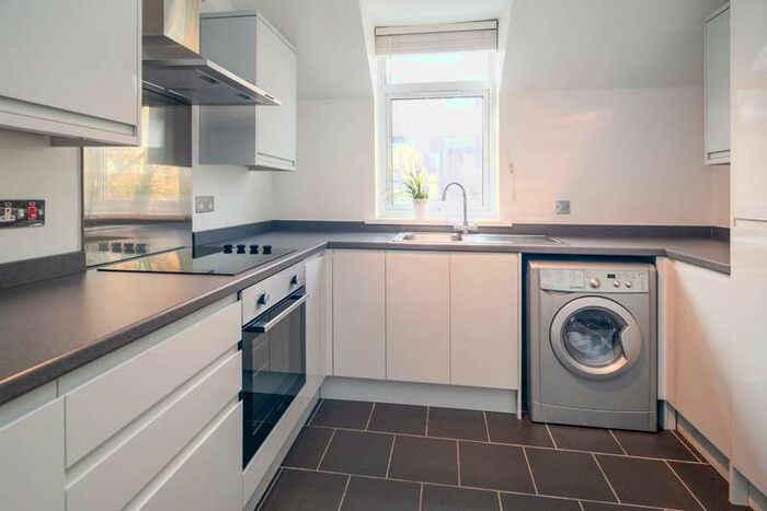 2 Bedroom Apartment To Rent In Penhill Close, CF5