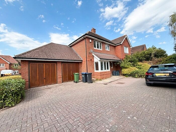 3 Bedroom Property To Rent In Nower Close East, Dorking, RH4