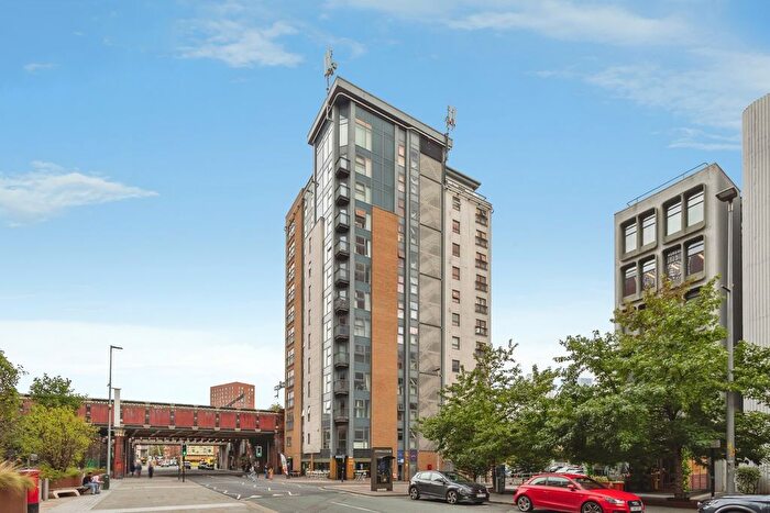 2 Bedroom Flat For Sale In New Bailey Street, Salford, Greater Manchester, M3