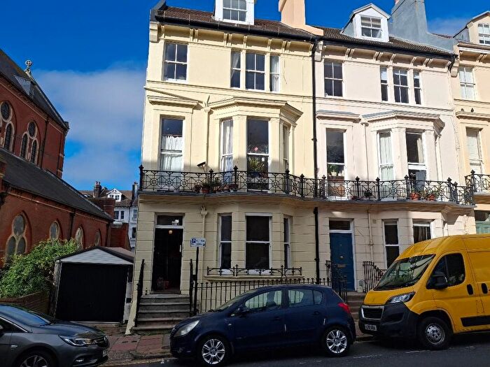 1 Bedroom Flat For Sale In Powis Road, Brighton, BN1