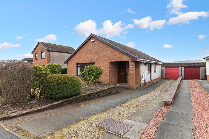 3 Bedroom Detached House For Sale In Lairdshill Place, Glasgow, G65