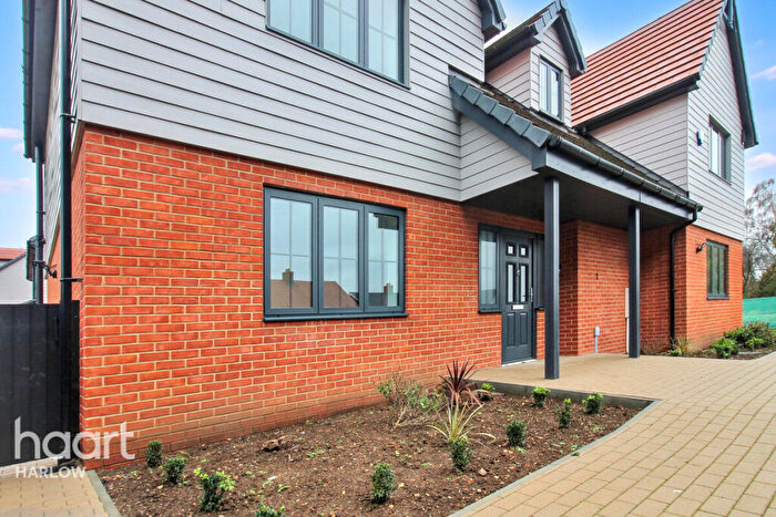 4 Bedroom Detached House For Sale In Barnmead, Bishops Stortford, CM22