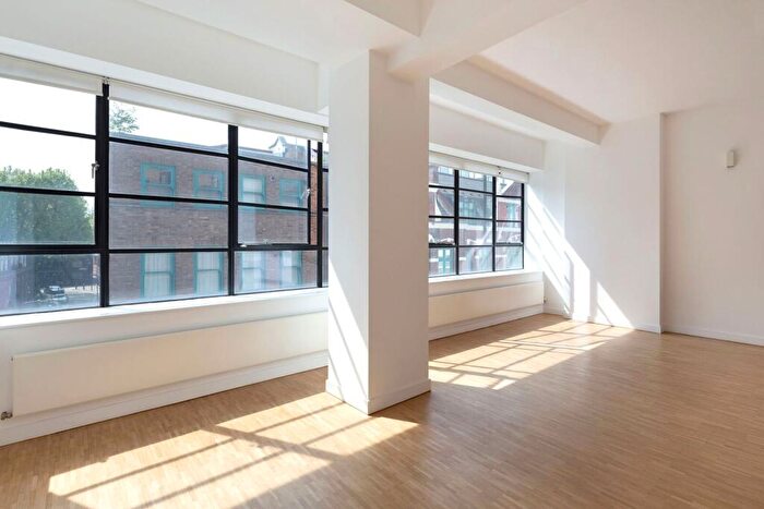 3 Bedroom Flat For Sale In Leather Lane, Clerkenwell, London, EC1N
