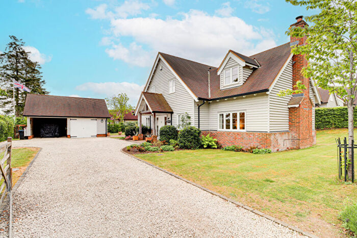 5 Bedroom Detached House To Rent In Cotton Spring View, Flamstead, St Albans, AL3