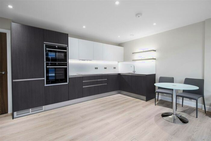 1 Bedroom Flat To Rent In Leapale Lane, Guildford, GU1