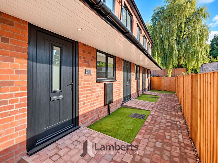 2 Bedroom Terraced House For Sale In Marlfield Lane, Lakeside, B98