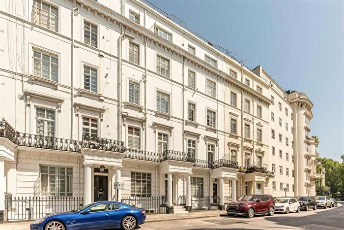 1 Bedroom Flat To Rent In Westbourne Crescent, London, W2