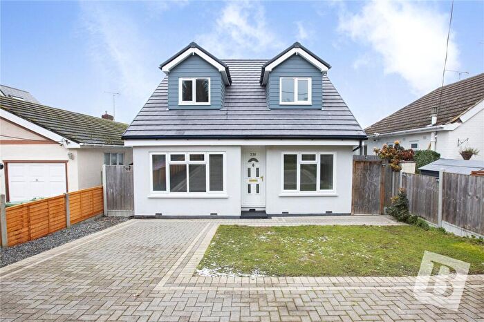 4 Bedroom Detached House For Sale In London Road, Wickford, Essex, SS12