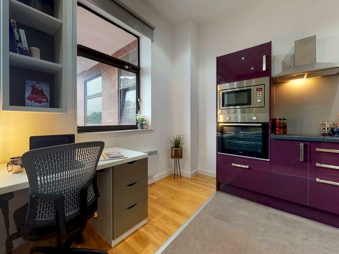 Apartment To Rent In Leeds, #, LS1