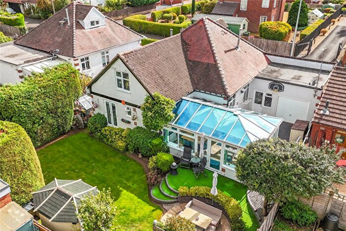 4 Bedroom Bungalow For Sale In Woodbury Road West, Stourport-on-Severn, Worcestershire, DY13