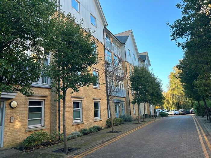 3 Bedroom Apartment To Rent In St Andrews Close, Canterbury, CT1