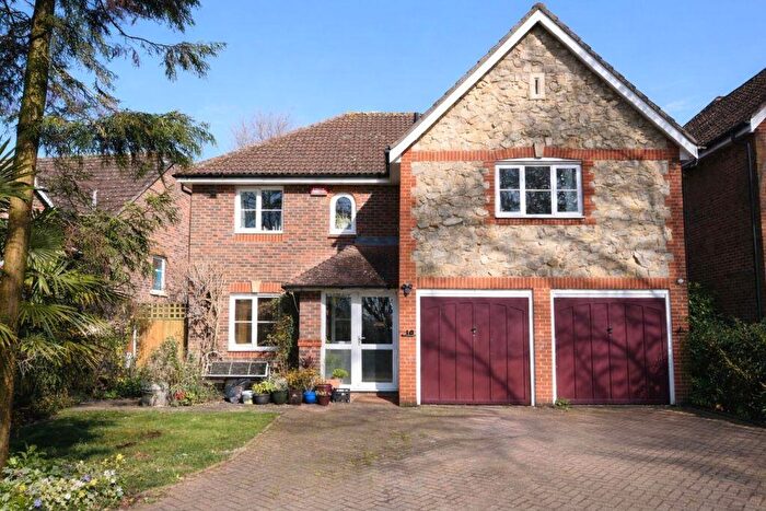 5 Bedroom Detached House For Sale In St. Francis Close, Maidstone, ME14