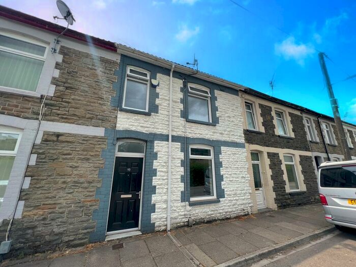 3 Bedroom House To Rent In Barry Road, Pontypridd, CF37