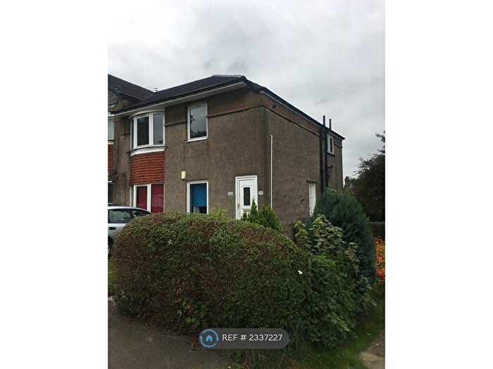 3 Bedroom Flat To Rent In Gladsmuir Road, Glasgow, G52