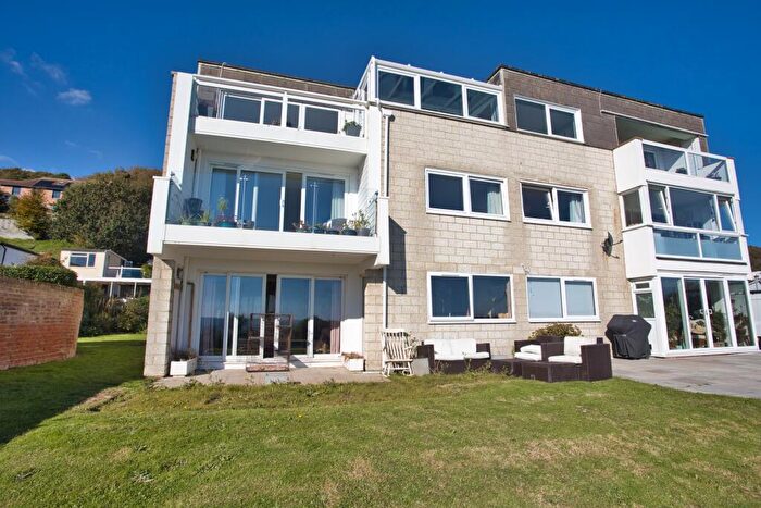 2 Bedroom Flat For Sale In Castle Bay, Folkestone, Sandgate, CT20