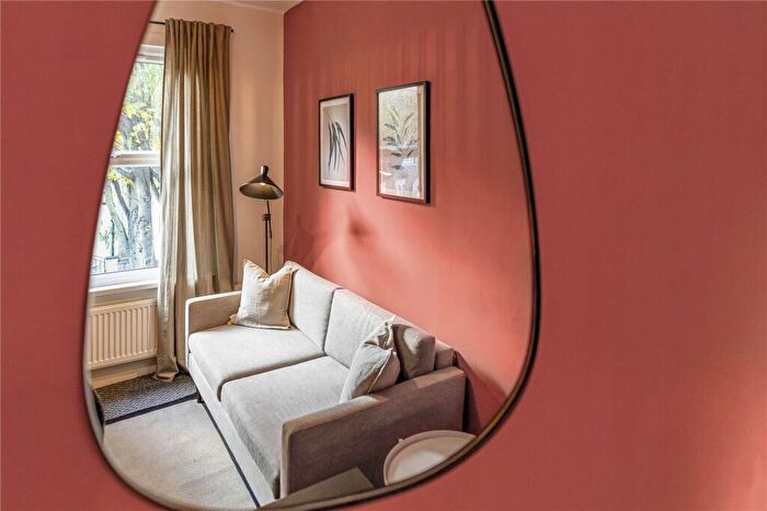 2 Bedroom Apartment To Rent In Belton Road, London, E11