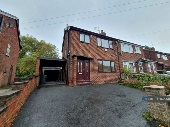 3 Bedroom Semi-Detached House To Rent In Norfolk Crescent, Failsworth, Manchester, M35